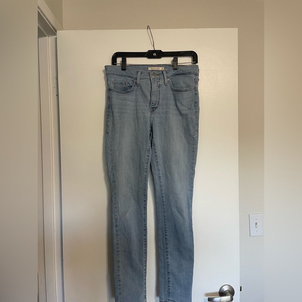 Levi’s 311 Shaping Skinny Jeans Size 28
